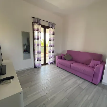 Nora's Flats Appartement *